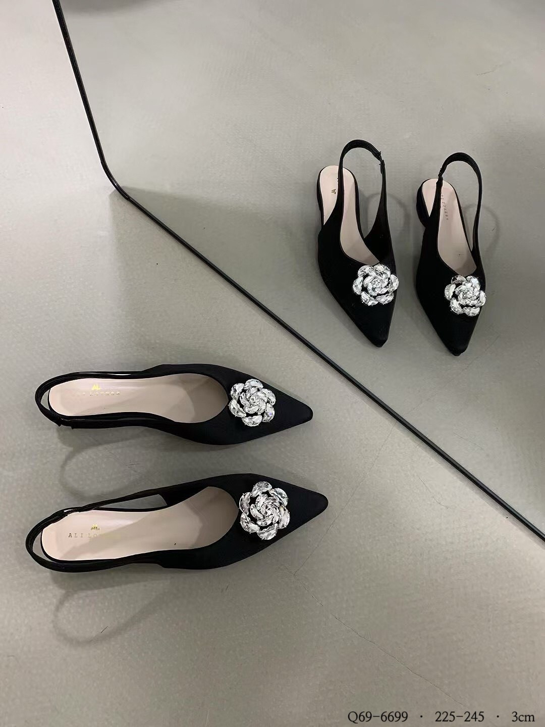 Q69-6699韓國法式水鑽山茶花後空涼鞋