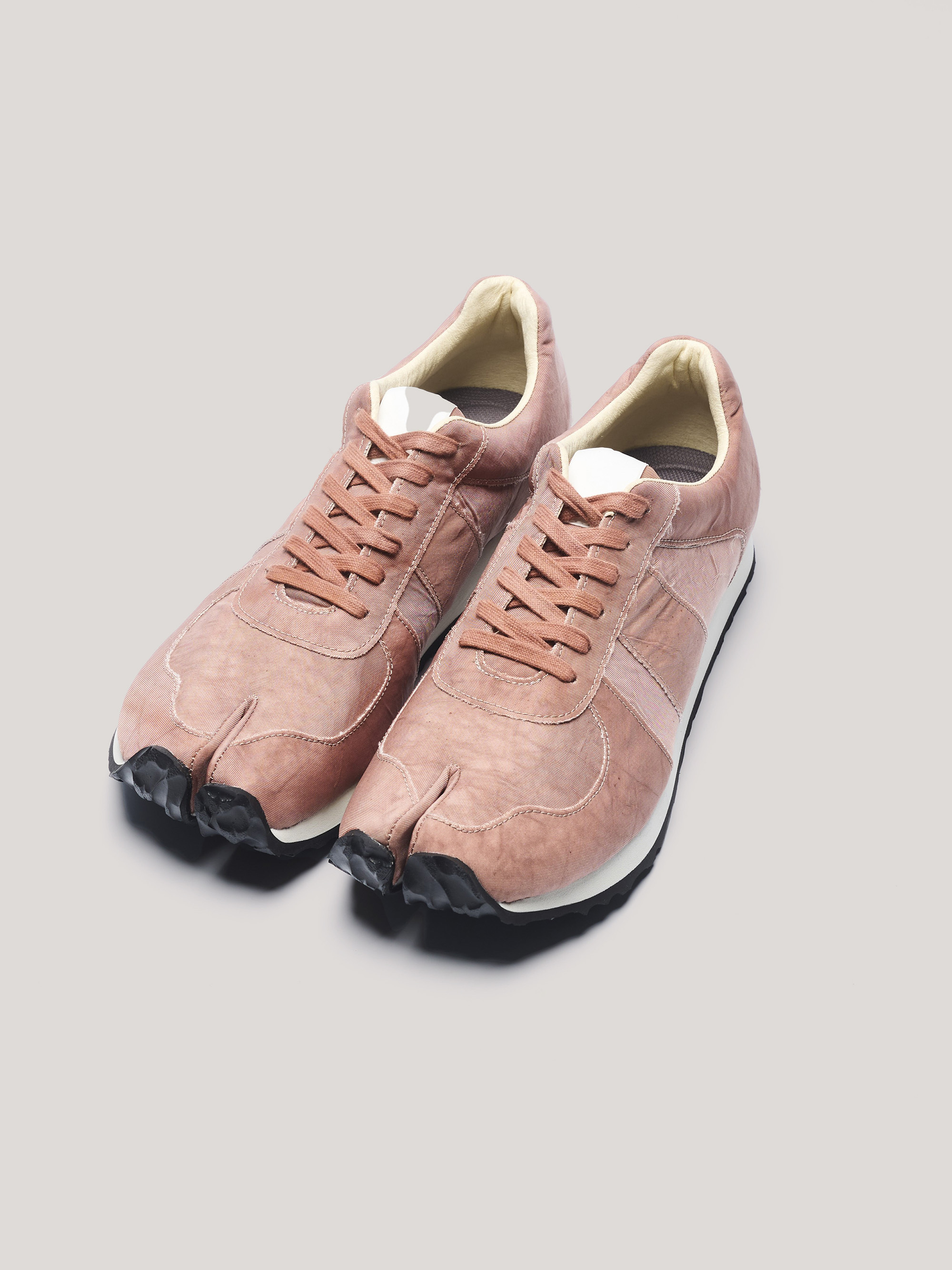 TABI TRAINER NATURAL-DYE 運動鞋