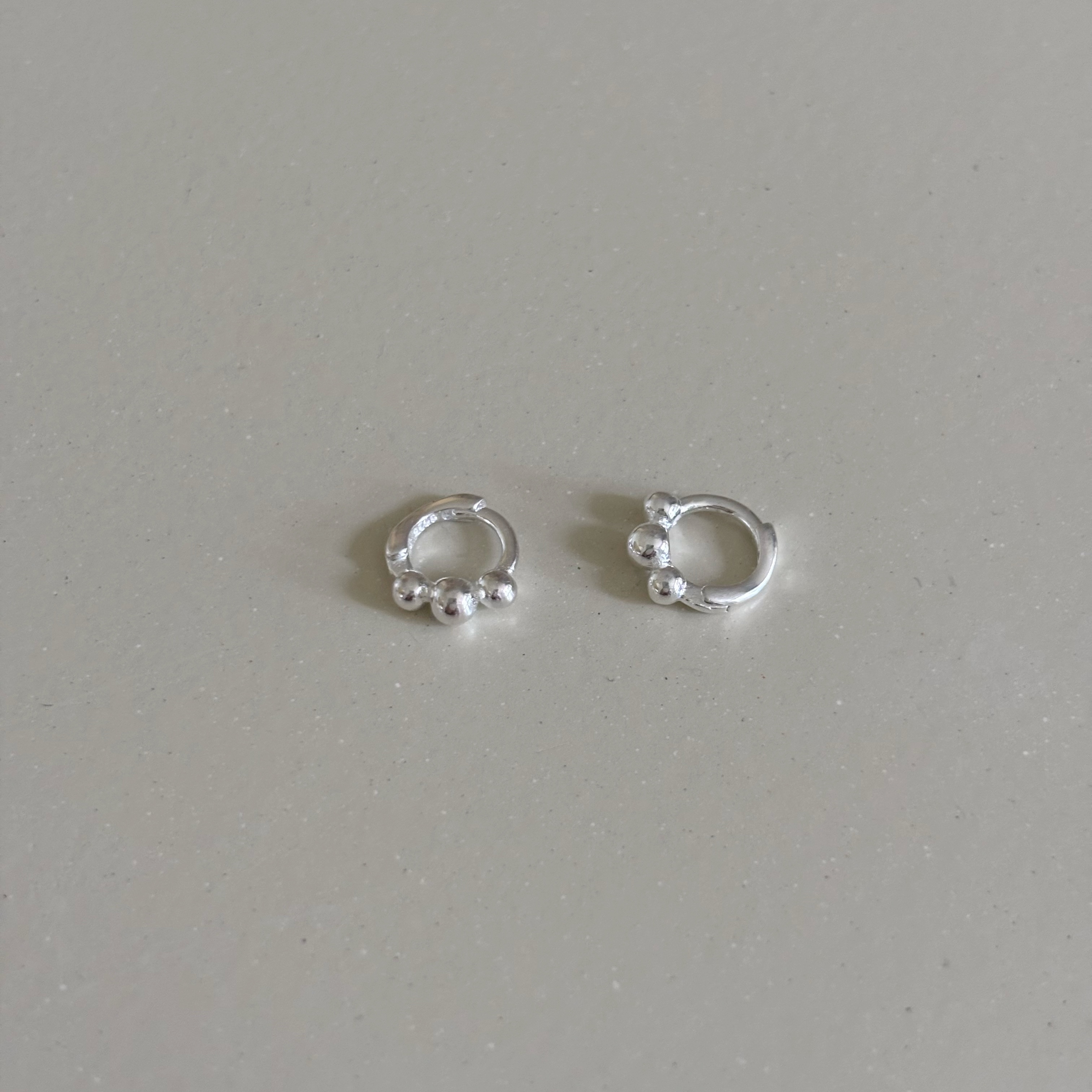 三連珠珠耳骨圈