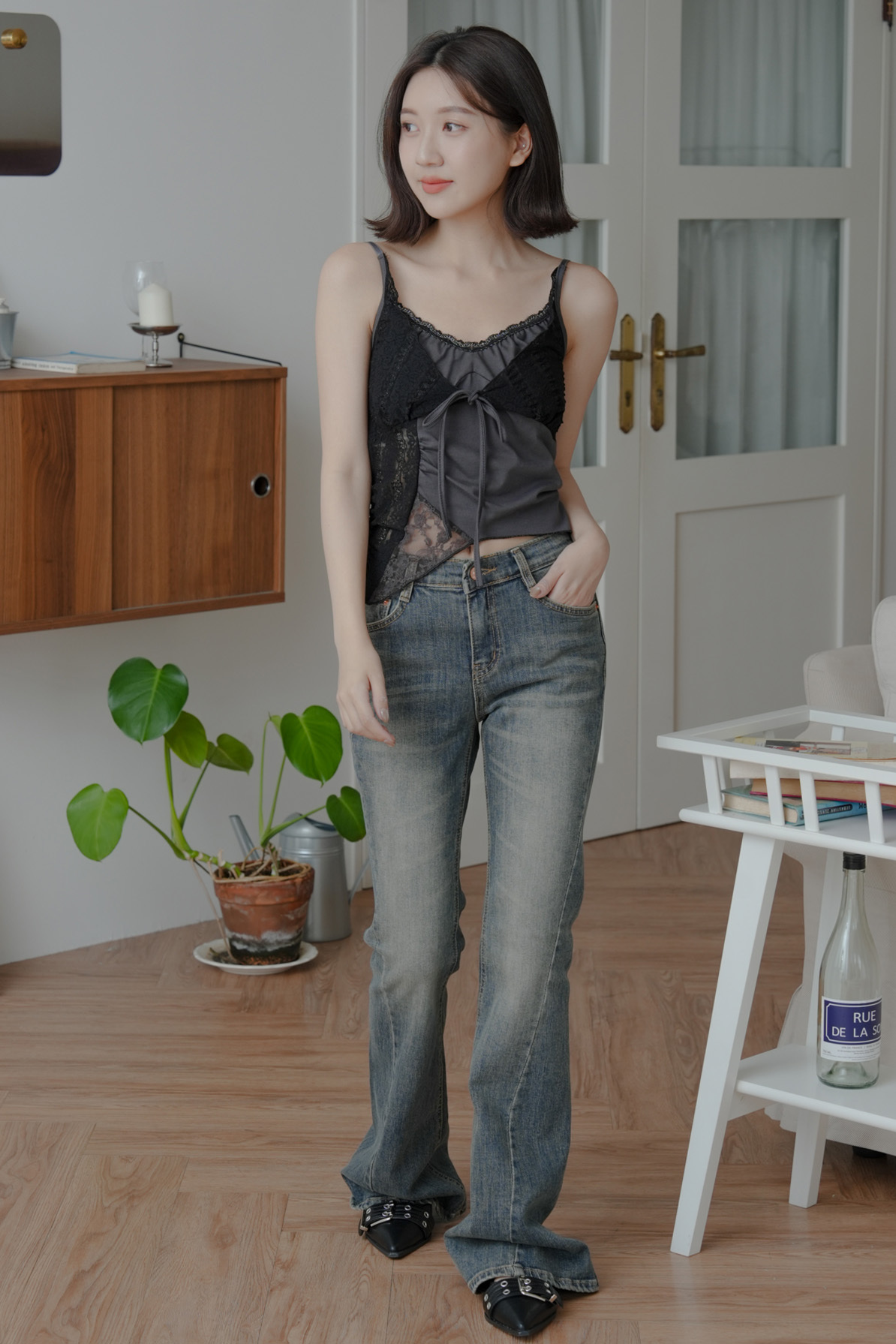 Front Slit Span Bootcut Jeans #牛仔褲