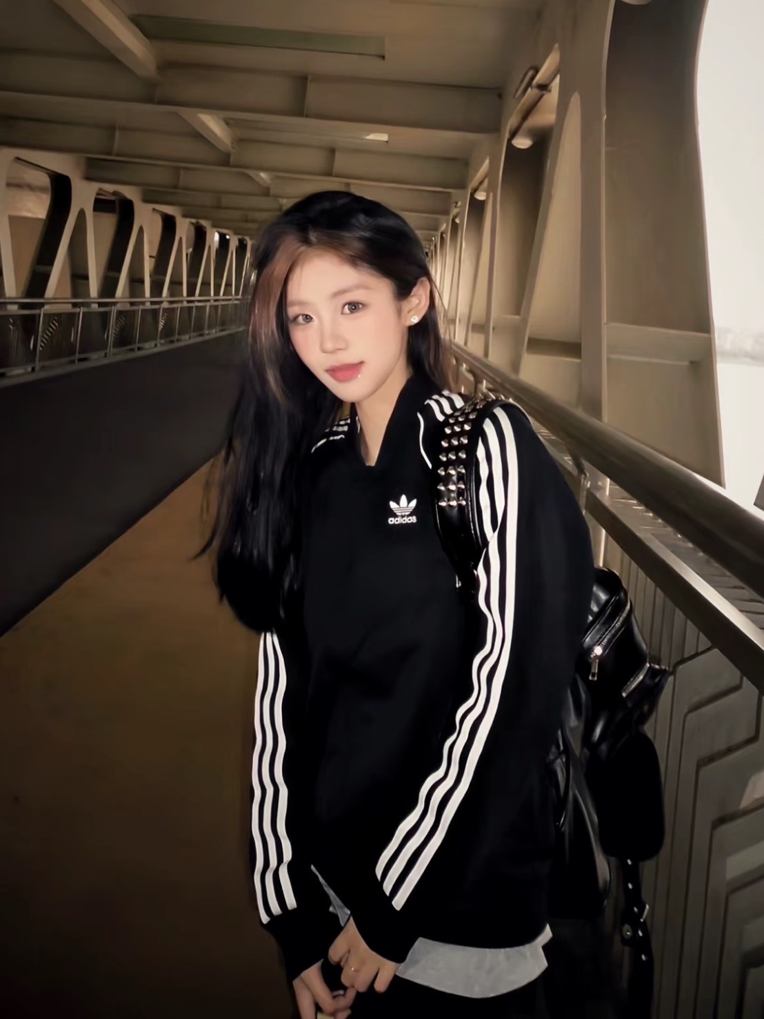 ADIDAS ORIGINALS SST TRACK 經典三線外套 CW1256