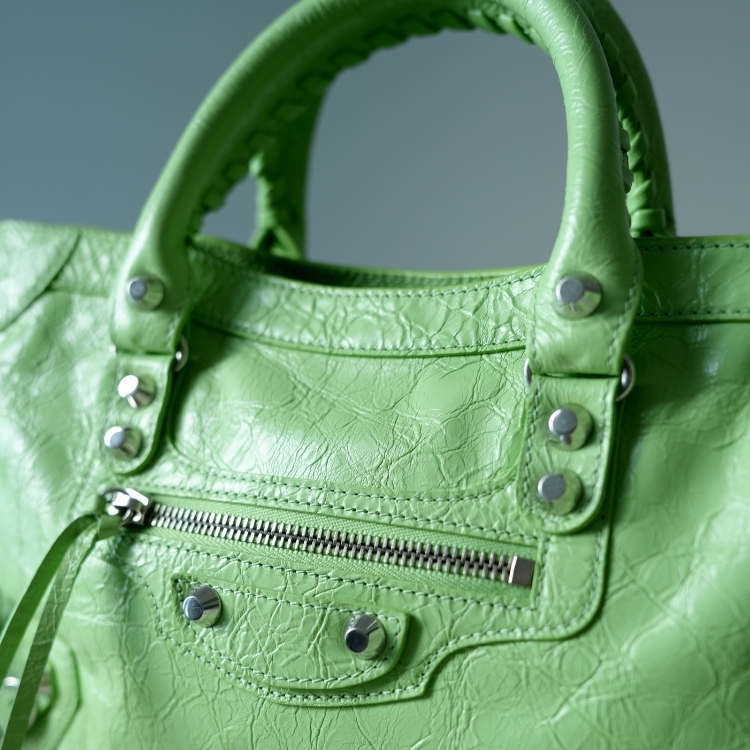 Balenciaga 綠色機車包