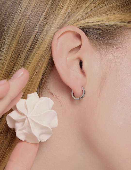 【925純銀】幾何日常小圈。銀針耳環(銀)