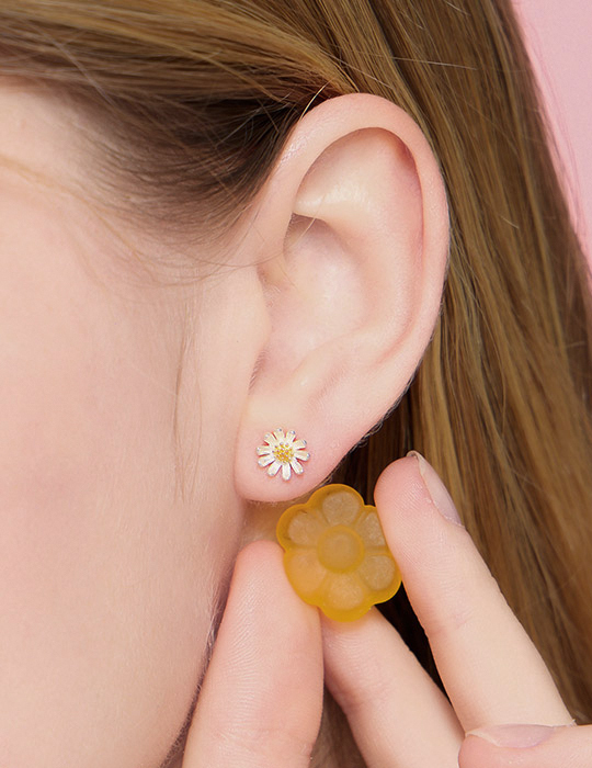 【925純銀】夏日迷你小雛菊。銀針耳環