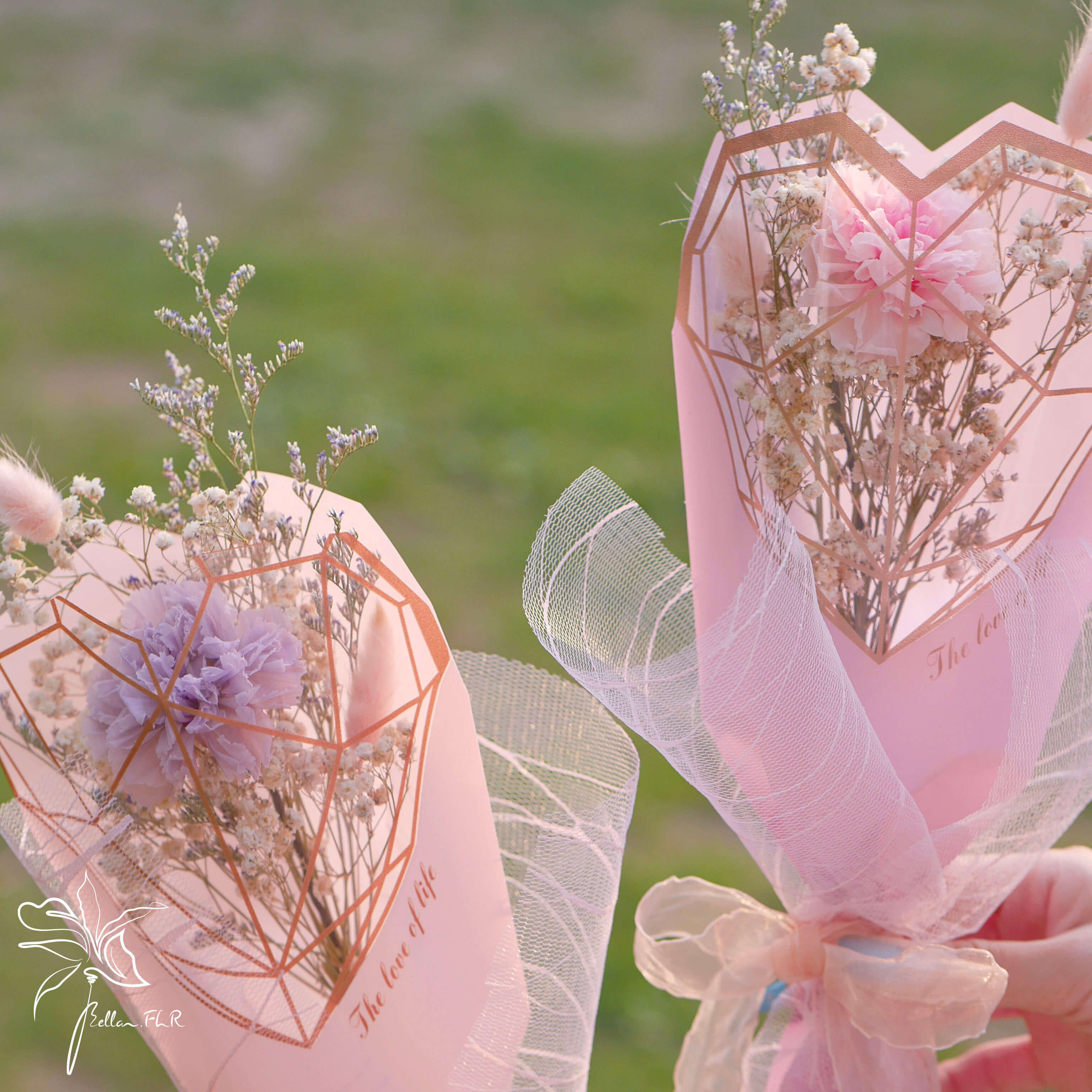 【一馨一意】單朵永生康乃馨花束 - 三色