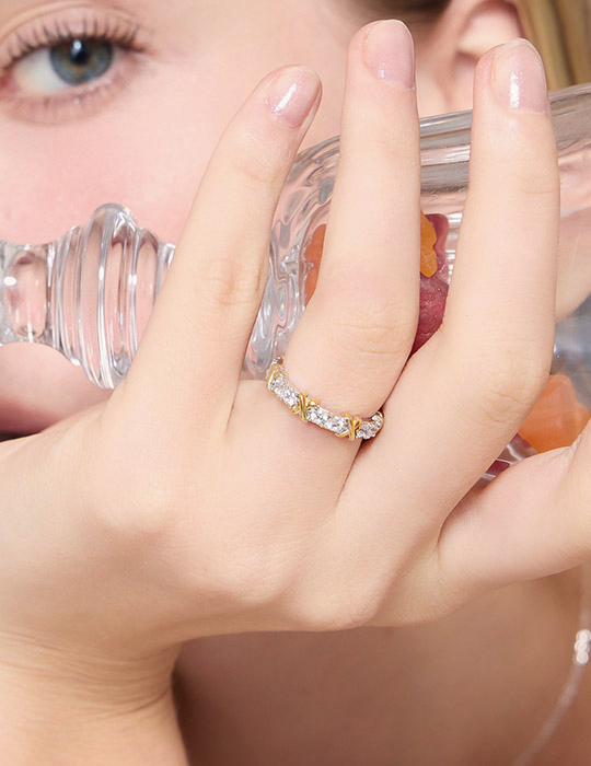 【925純銀】奢華閃耀鋯石戒指