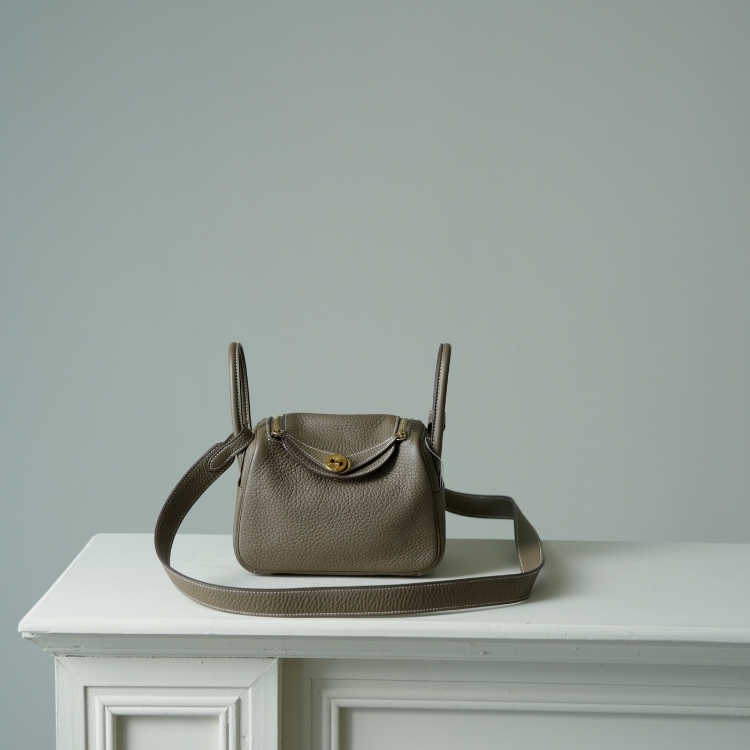 Hermès mini lindy 大象灰金釦