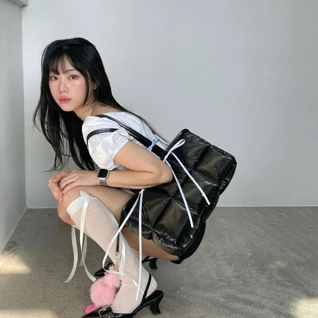 Stand Oil - Bubble Bag (Black)