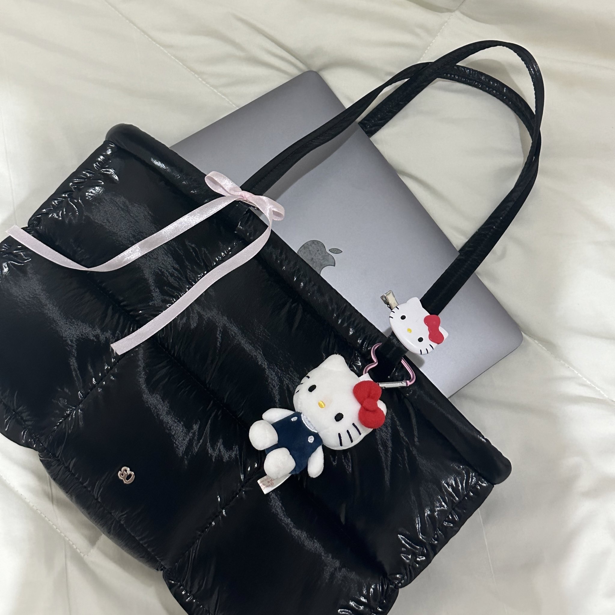 Stand Oil - Bubble Bag (Black)