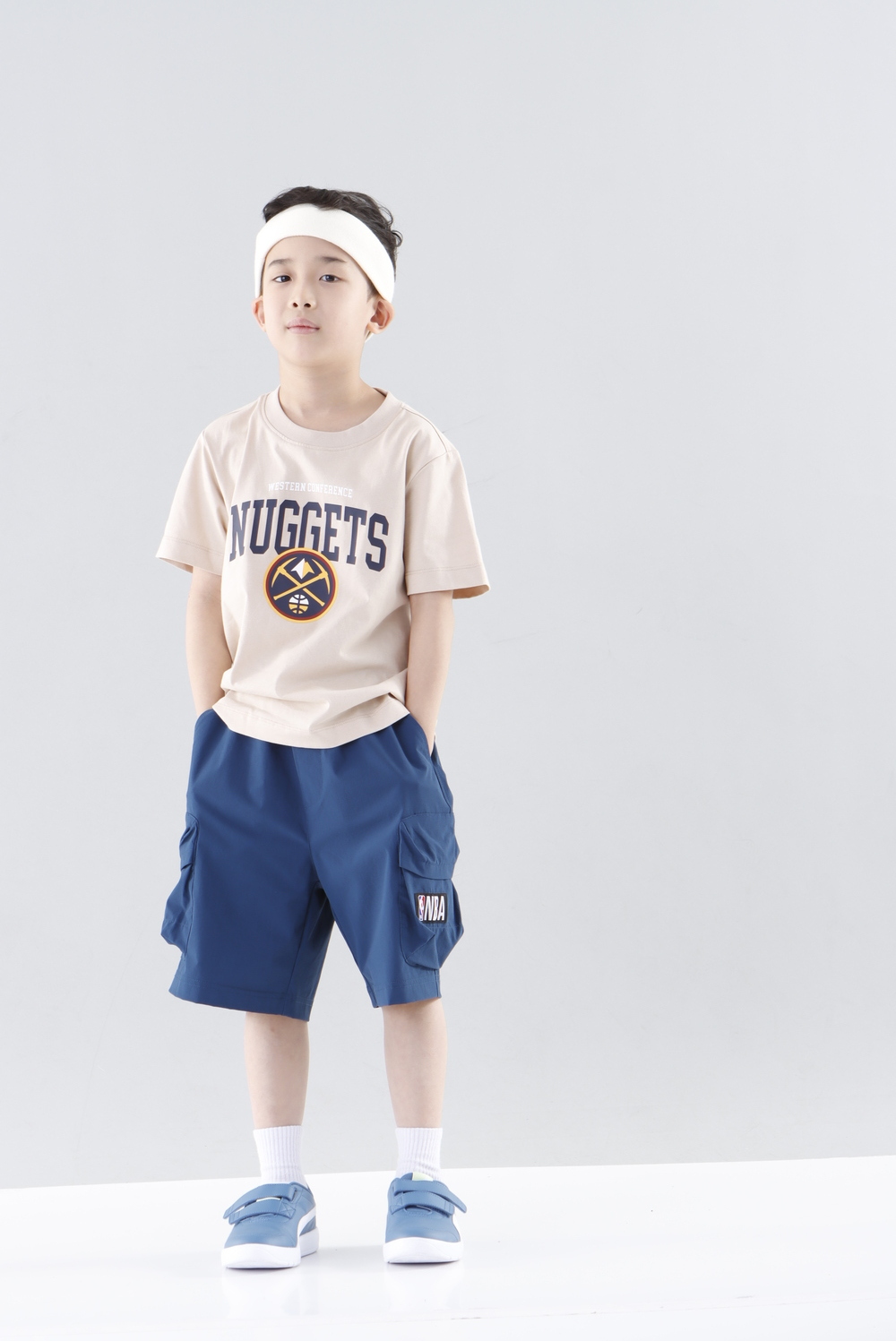 【NBA】中性童LOGO印花T_DEN-淺卡其