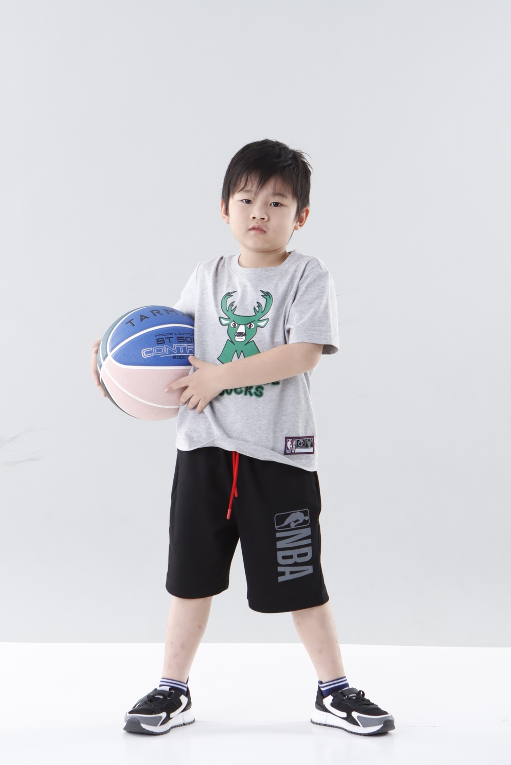 【NBA】中性童LOGO印花T_MIL-淺灰