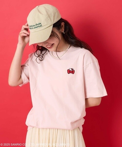 FREAK'S STORE / SANRIO 'HELLO KITTY' Back Print 4-frame T-shirt