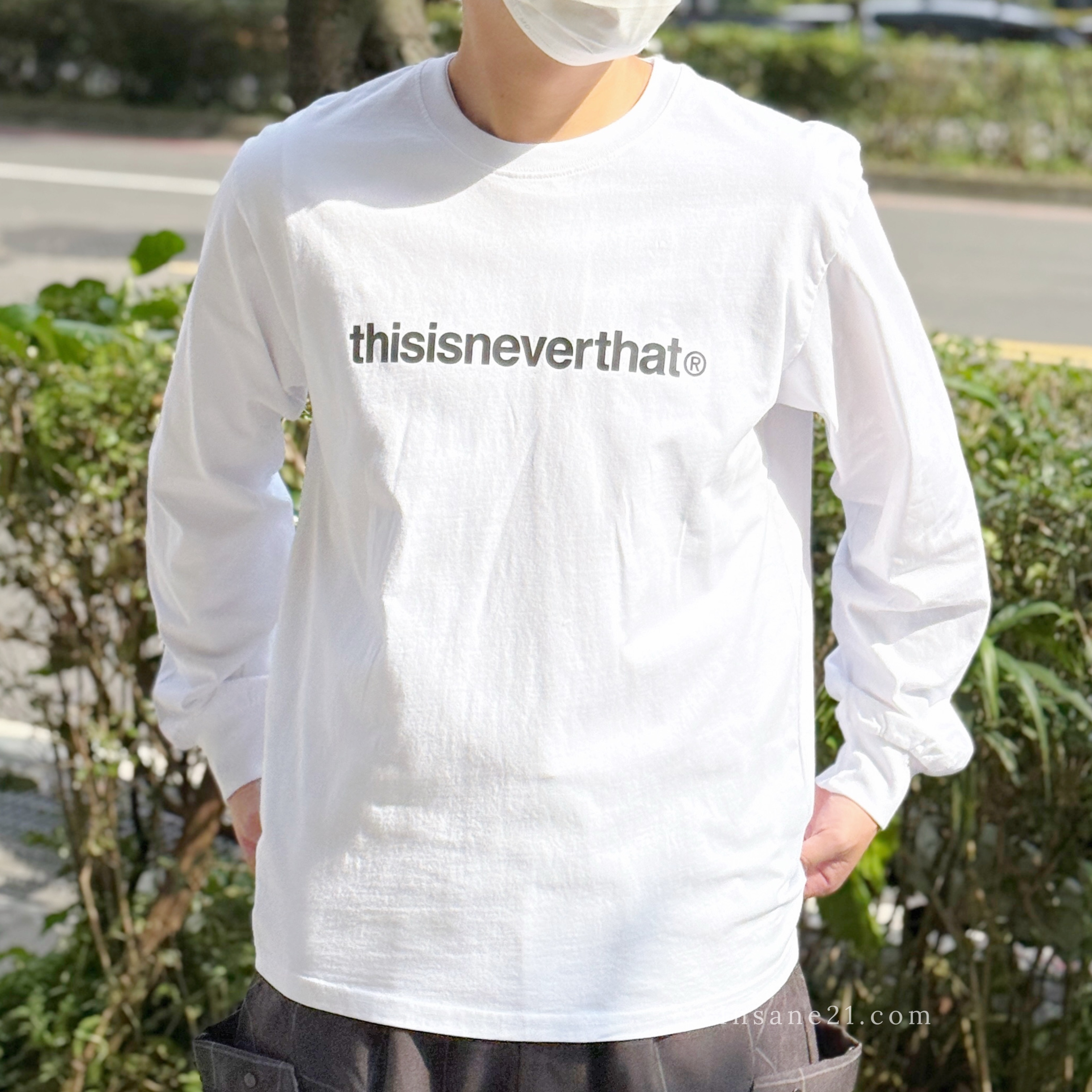 THISISNEVERTHAT 胸前 LOGO 字體 薄長袖