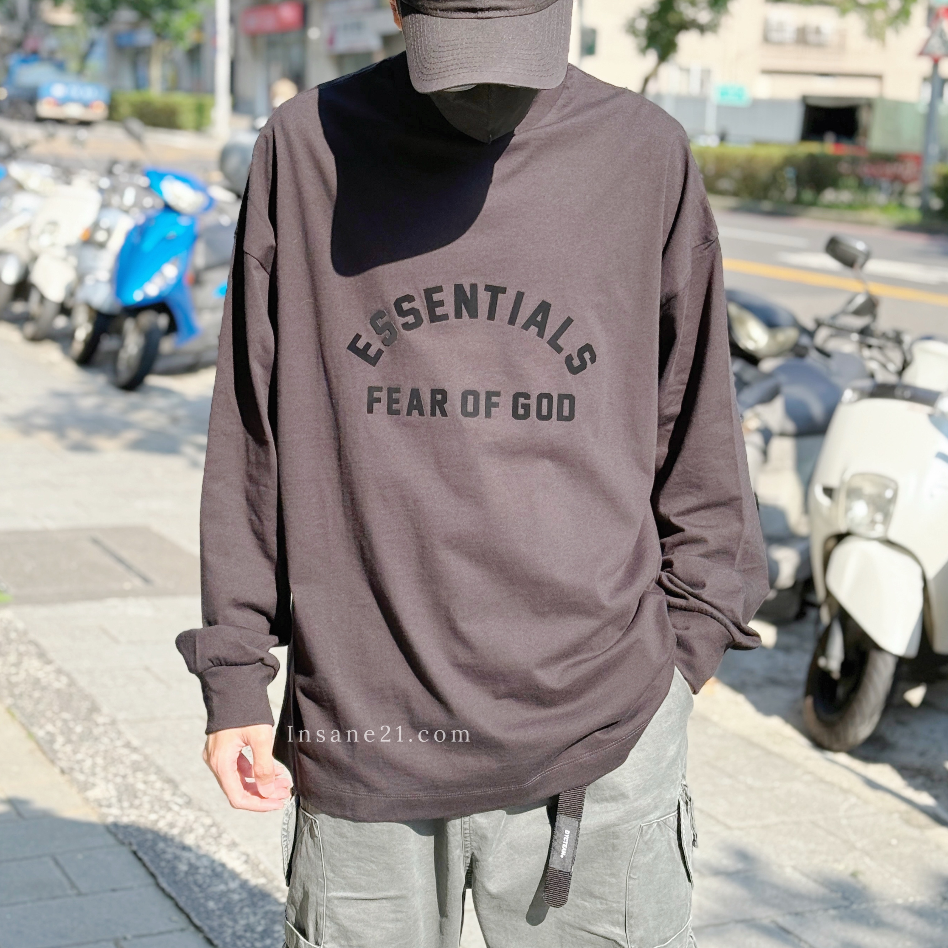 ESSENTIALS x FEAR OF GOD 聯名 全黑 小高領 長袖 薄上衣 貼布字