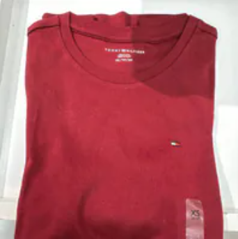 [S] TOMMY HILFIGER MAROON LADIES CREW NECK TEE, 76J4883-601 (STH1099)