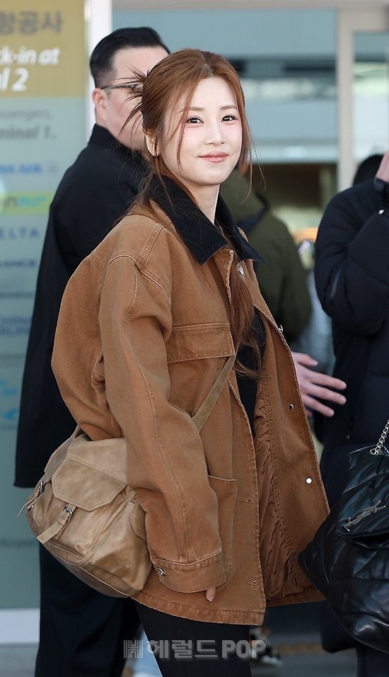 Stand Oil - Joey Bag (Camel)