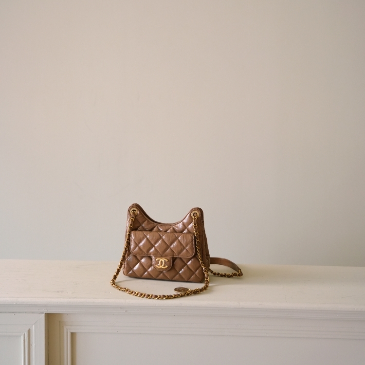 Chanel 奶茶色天貓包