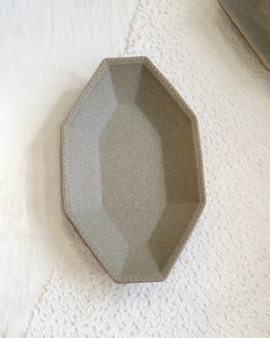 仿古 霧灰八角深盤｜益子燒