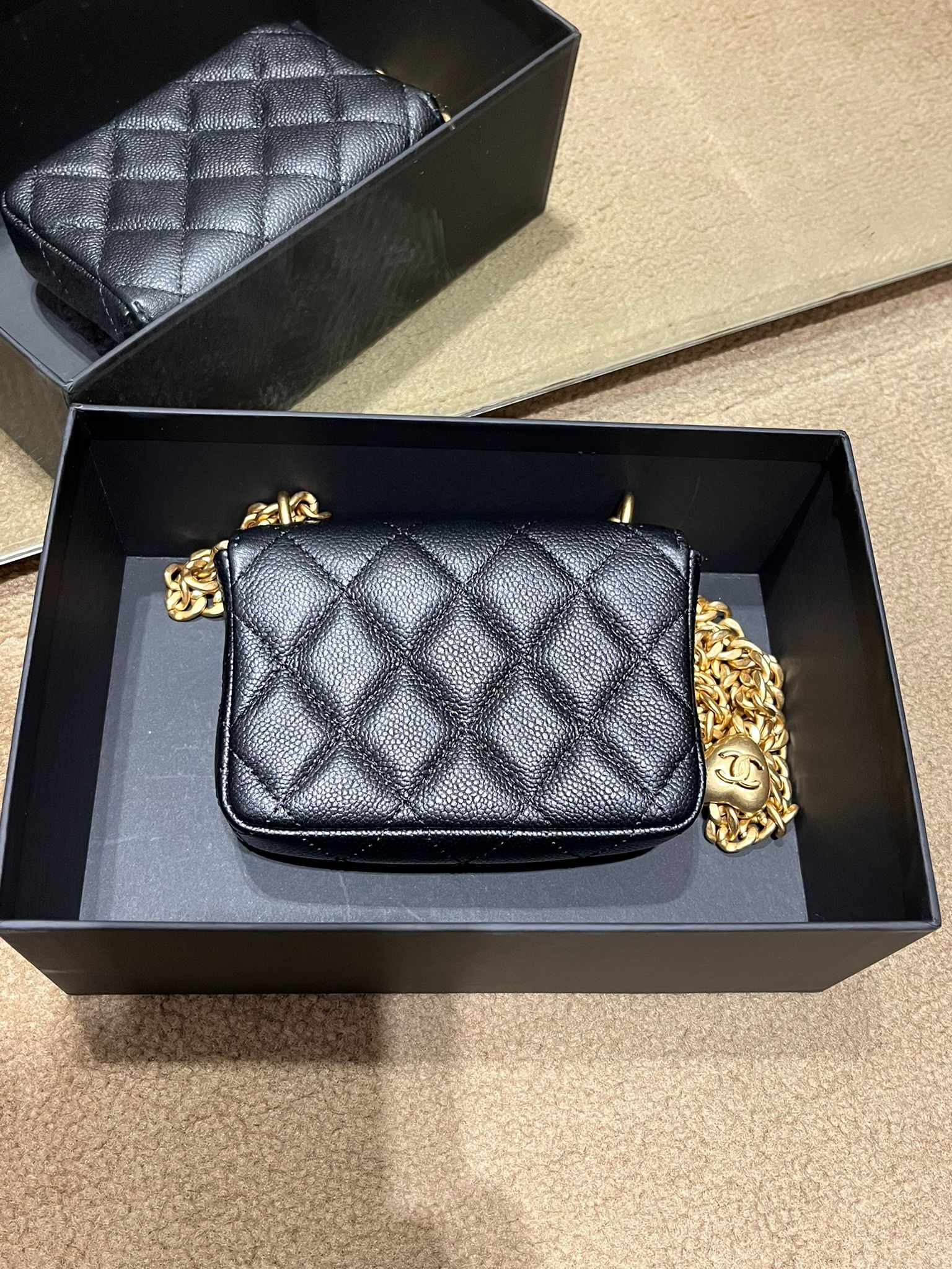 Chanel 23P 卡包 愛心球 （二手 99%new）