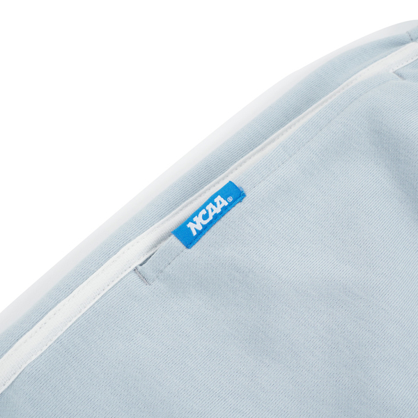 NCAA 短褲 淺藍 北卡羅來納 復古 滾邊 休閒 女 7322122181