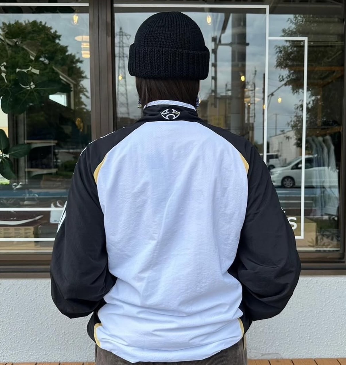 ADIDAS ORIGINALS X NTS RADIO 聯名款 SS24立領外套黑黃線條 JI5063