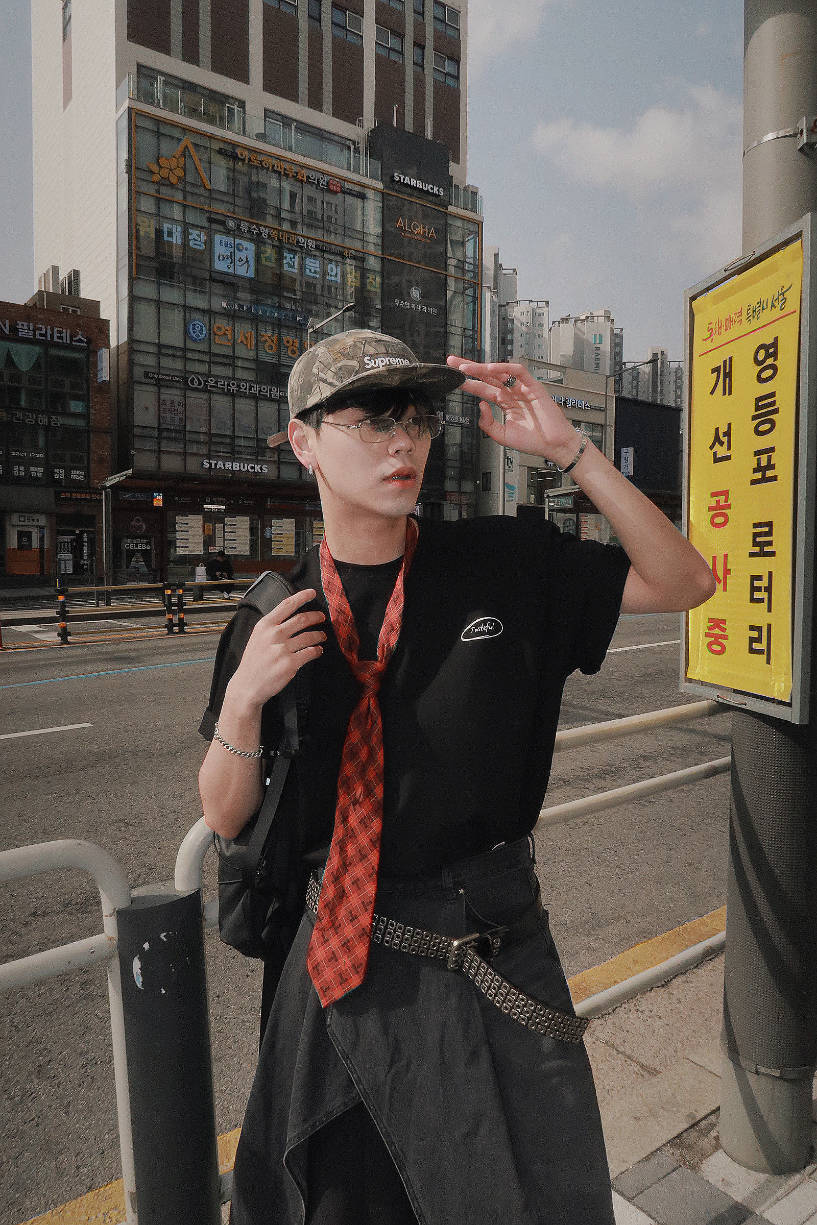 TASTEFUL 品牌 簡約LOGO 圈圈 上衣 #短袖