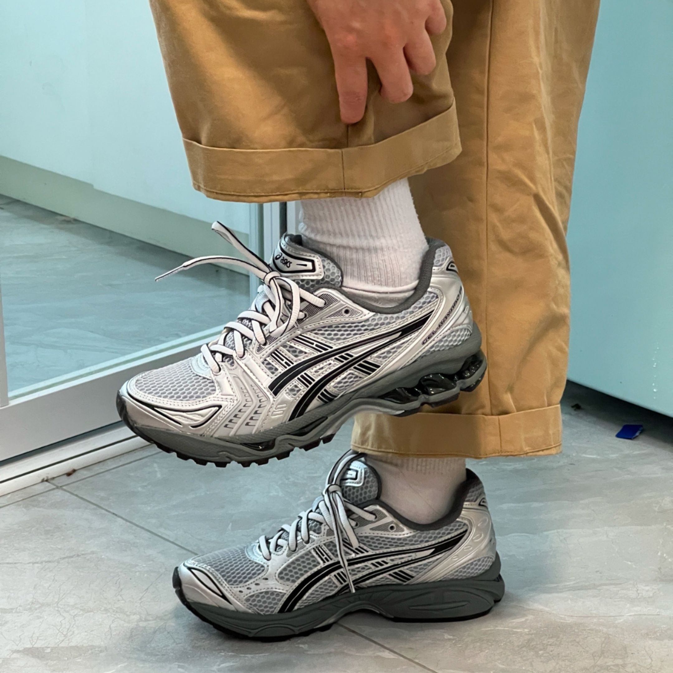 NICEDAY 代購 UR URBAN RESEARCH x Asics Kayano 14 聯名 灰色 復古 跑鞋 休閒 男女鞋 1203A706-020