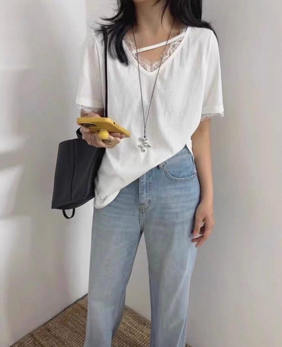 【絕美V領睫毛蕾絲上衣】（現貨）