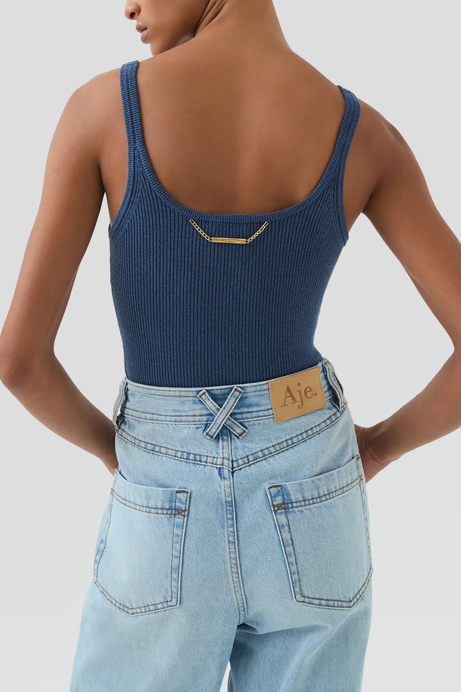 Aje｜EMMA 圓弧領細羅紋針織背心