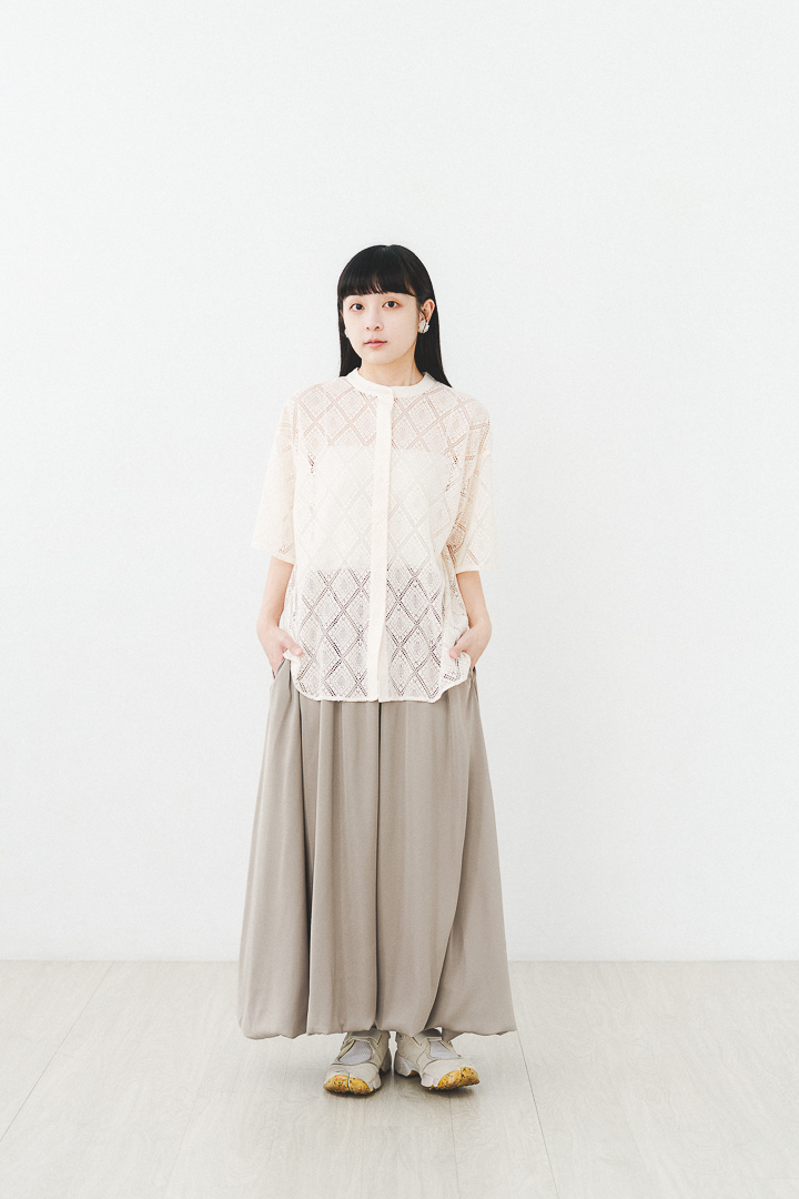 織夢圖騰！鉤針風蕾絲襯衫(兩色-象牙)