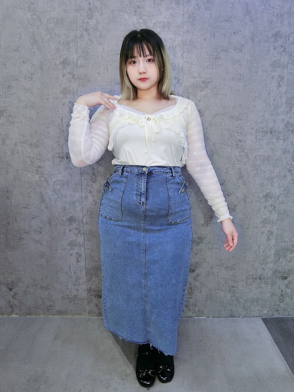 造型大口袋開岔長裙