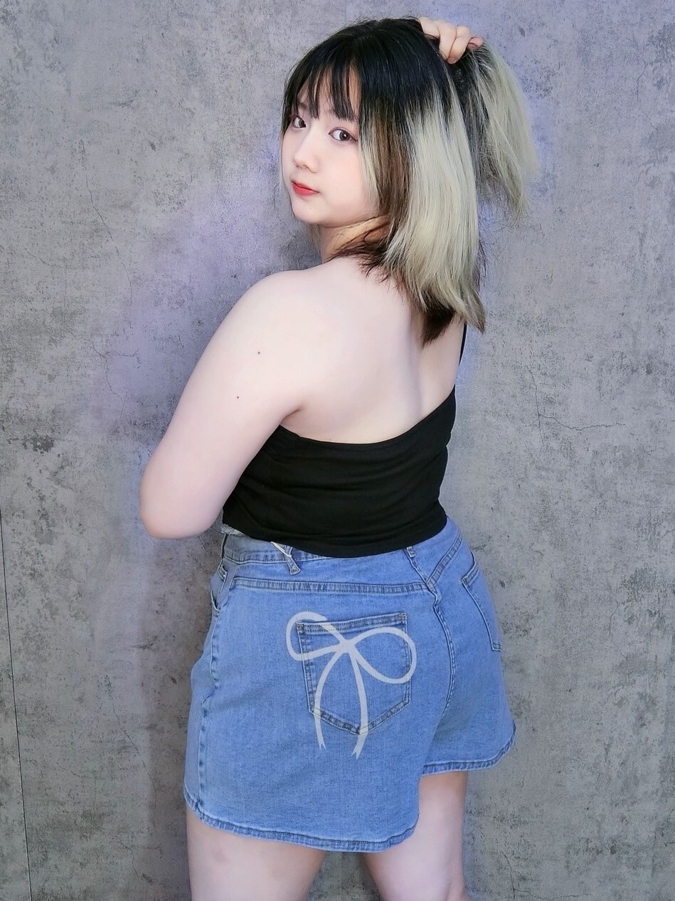 經典毛邊牛仔短褲