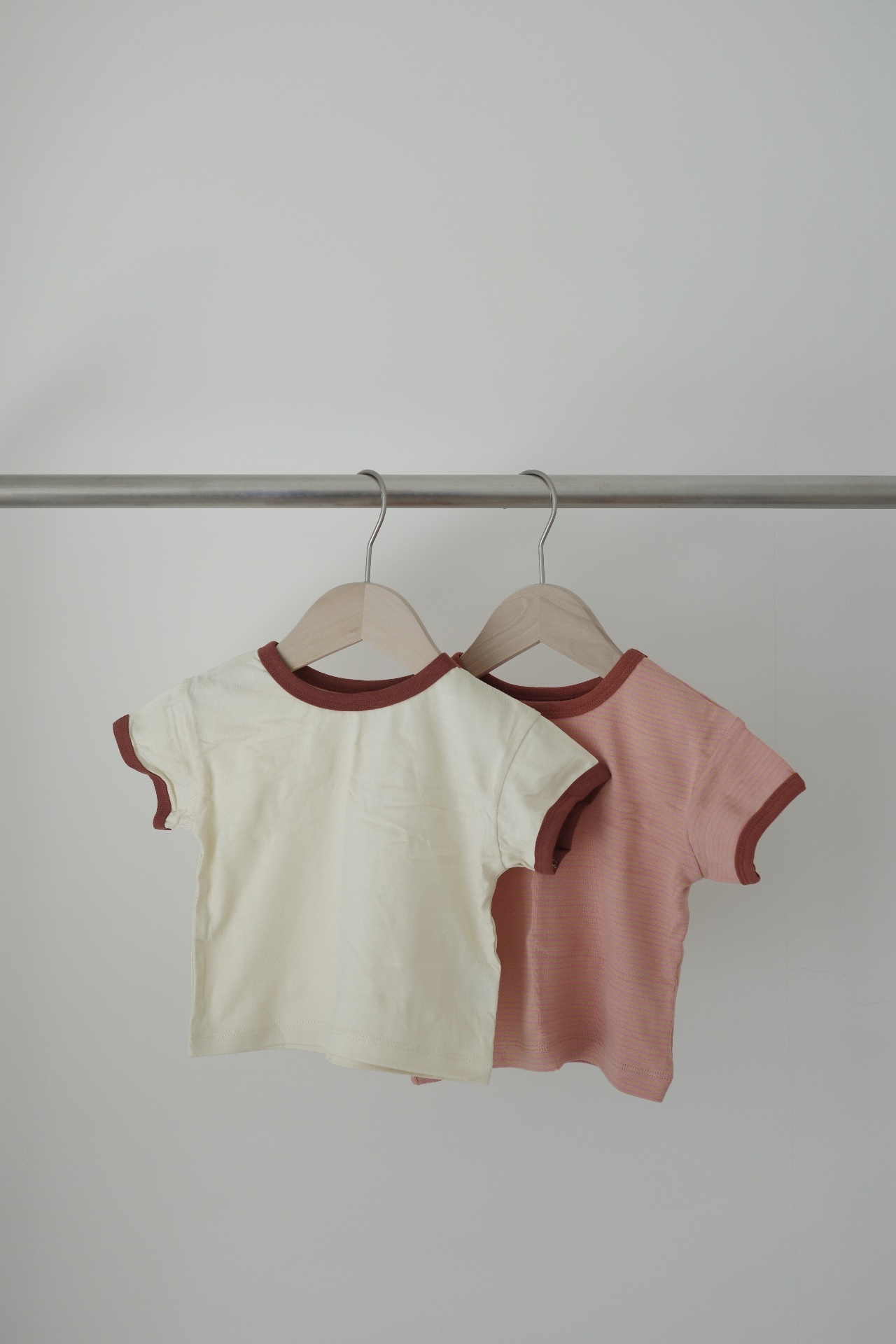 ＆pal 滾邊上衣2件組（一件只要790!加購價1480）