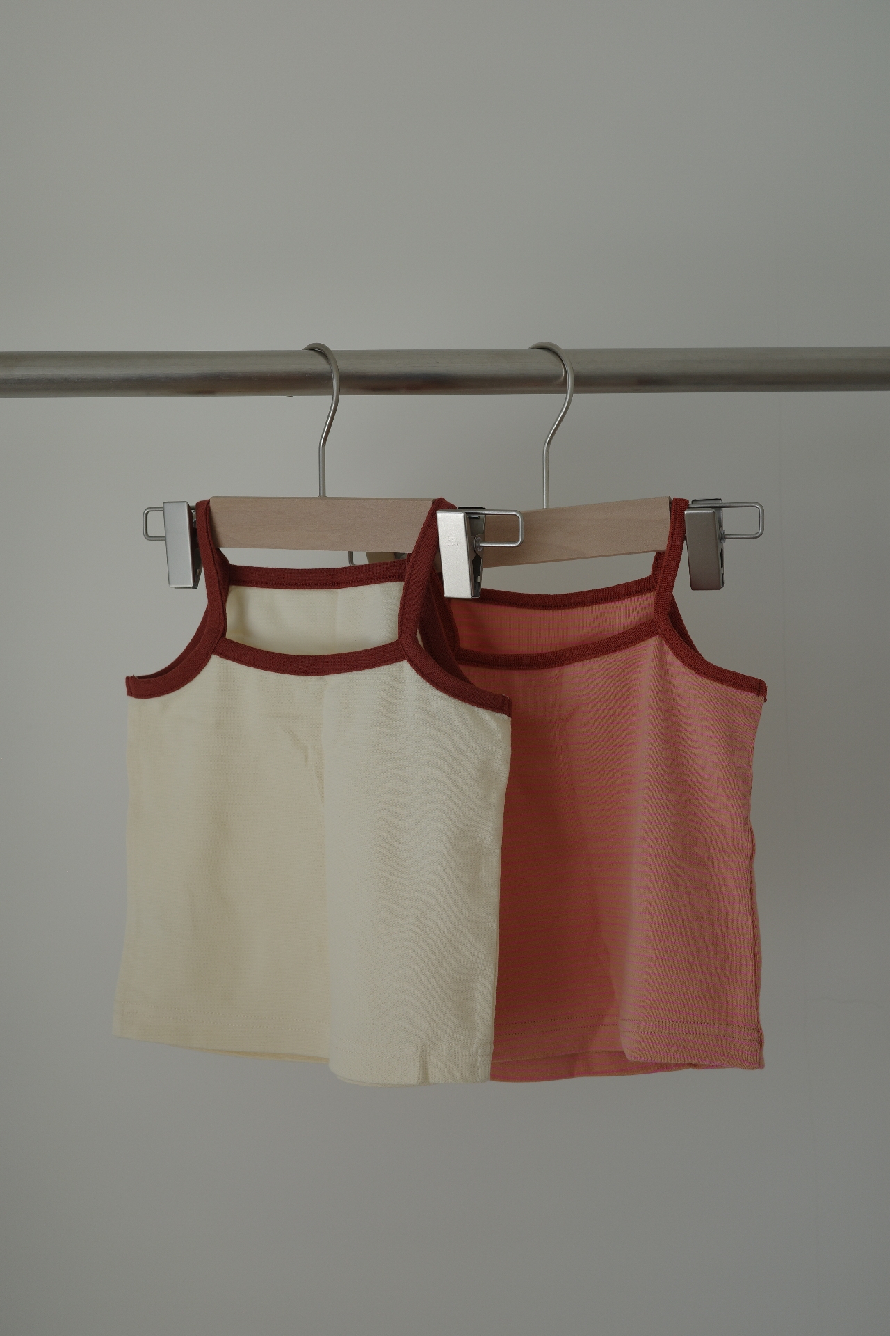 ＆pal 滾邊背心2件組（一件只要790!加購價$1480）