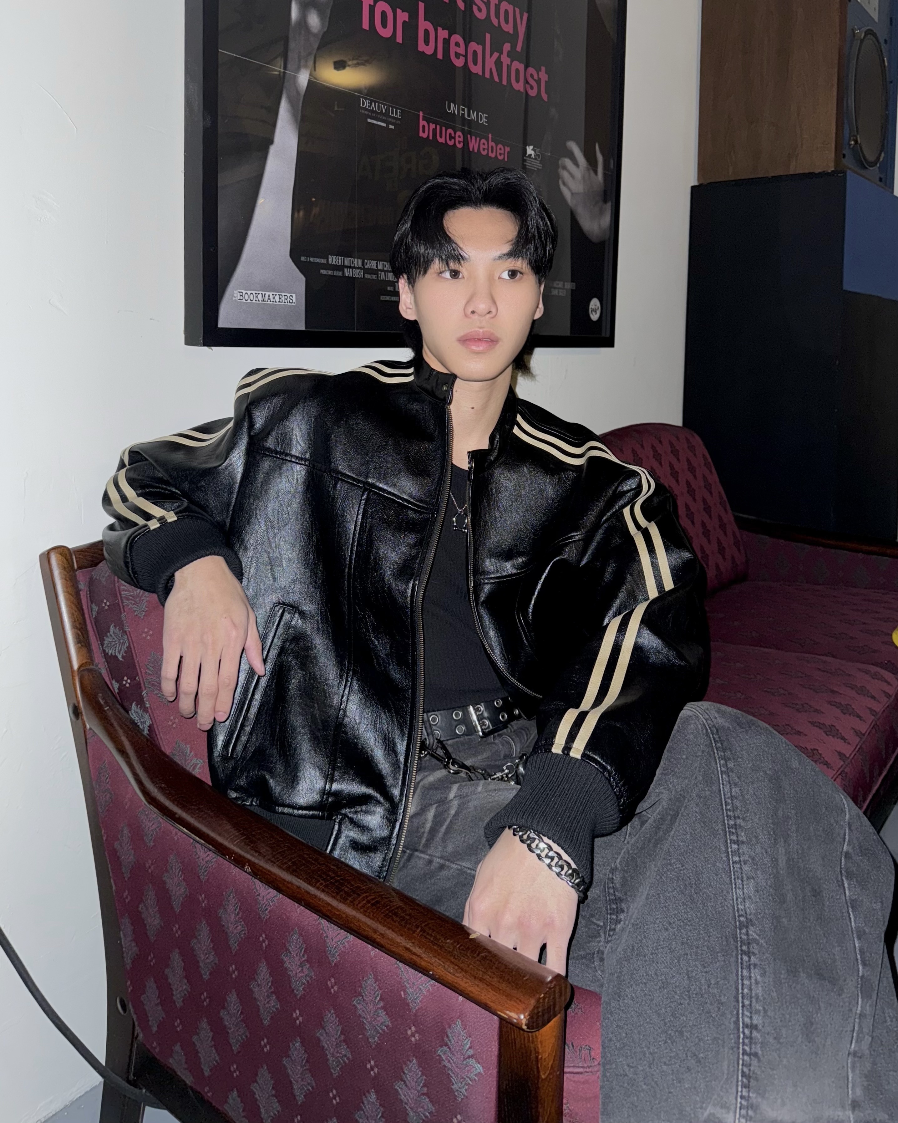 𝐇·𝐓·𝐒 韓國 雙線設計 做舊 裂紋 皮革 短板 立領鈕扣 皮外套