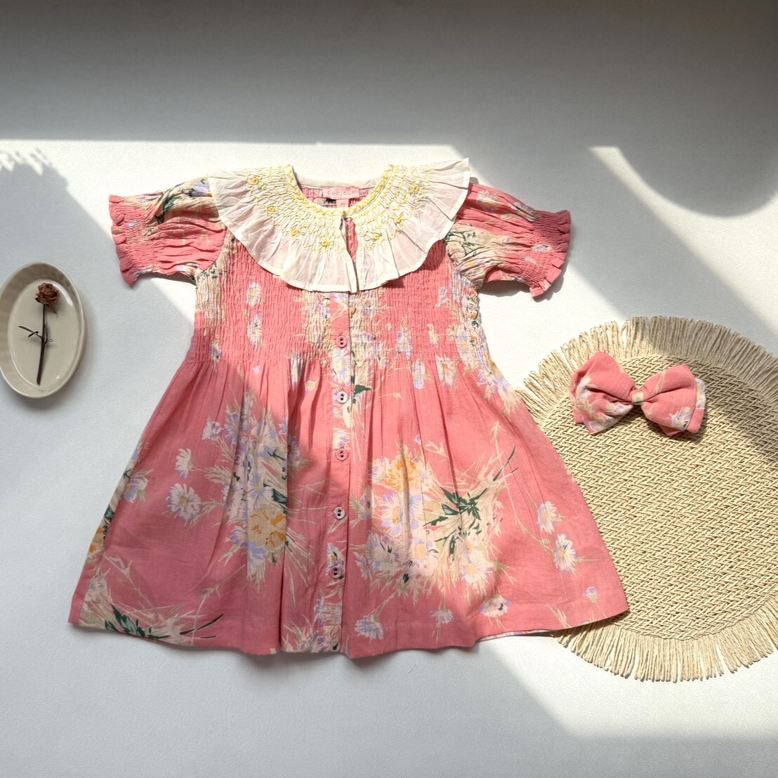 BONJOUR DIARY 瑪格麗特印花刺繡領洋裝(含髮夾) Tunique with emb collar & Hair clip- Marguerite print crepe