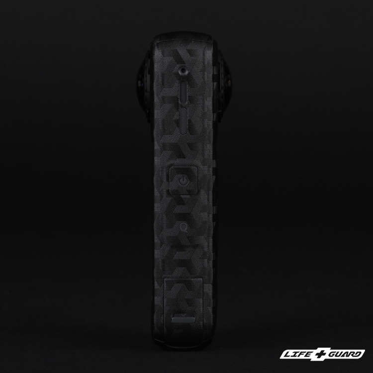 LIFE+GUARD Insta360 X5 相機鏡頭貼膜側面展示圖