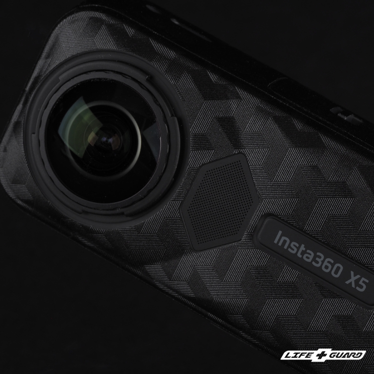 LIFE+GUARD 相機貼膜擁有高品質膜料，適用於 Insta360 X5