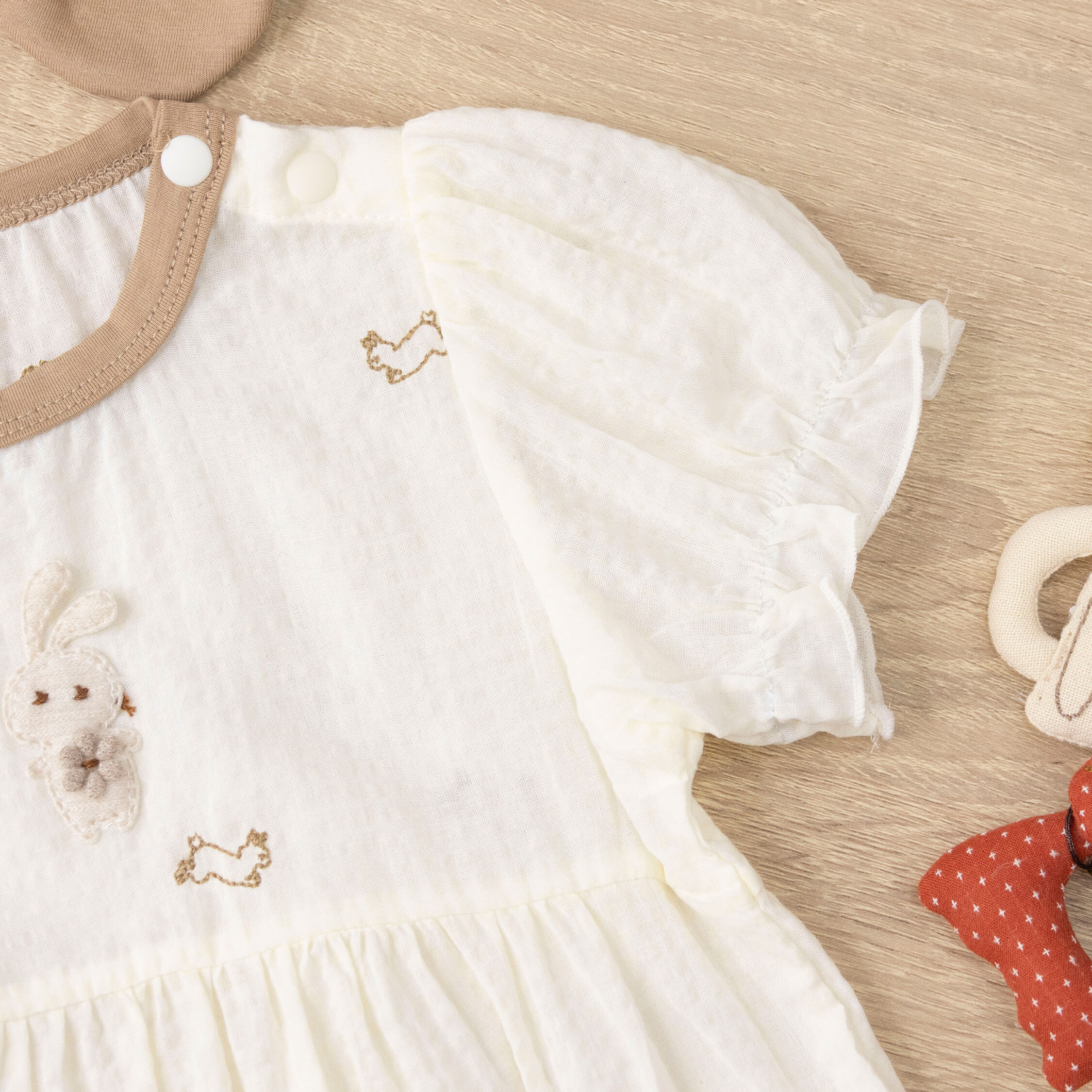 【JG0474】花朵兔兔質感舒適包屁衣(附髮帶)