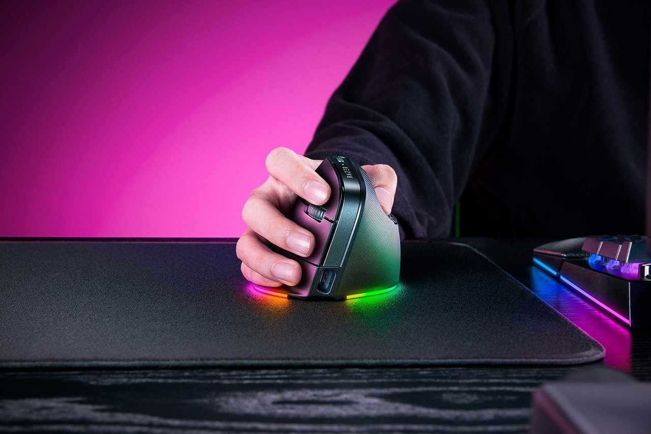 Razer Pro Click V2 Wireless Vertical 人體工學無線滑鼠