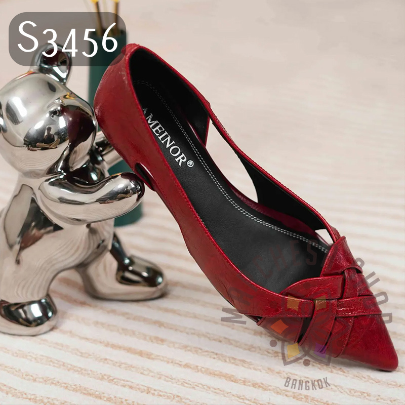 S3456 - 牛皮鏤空編織尖頭低踭鞋