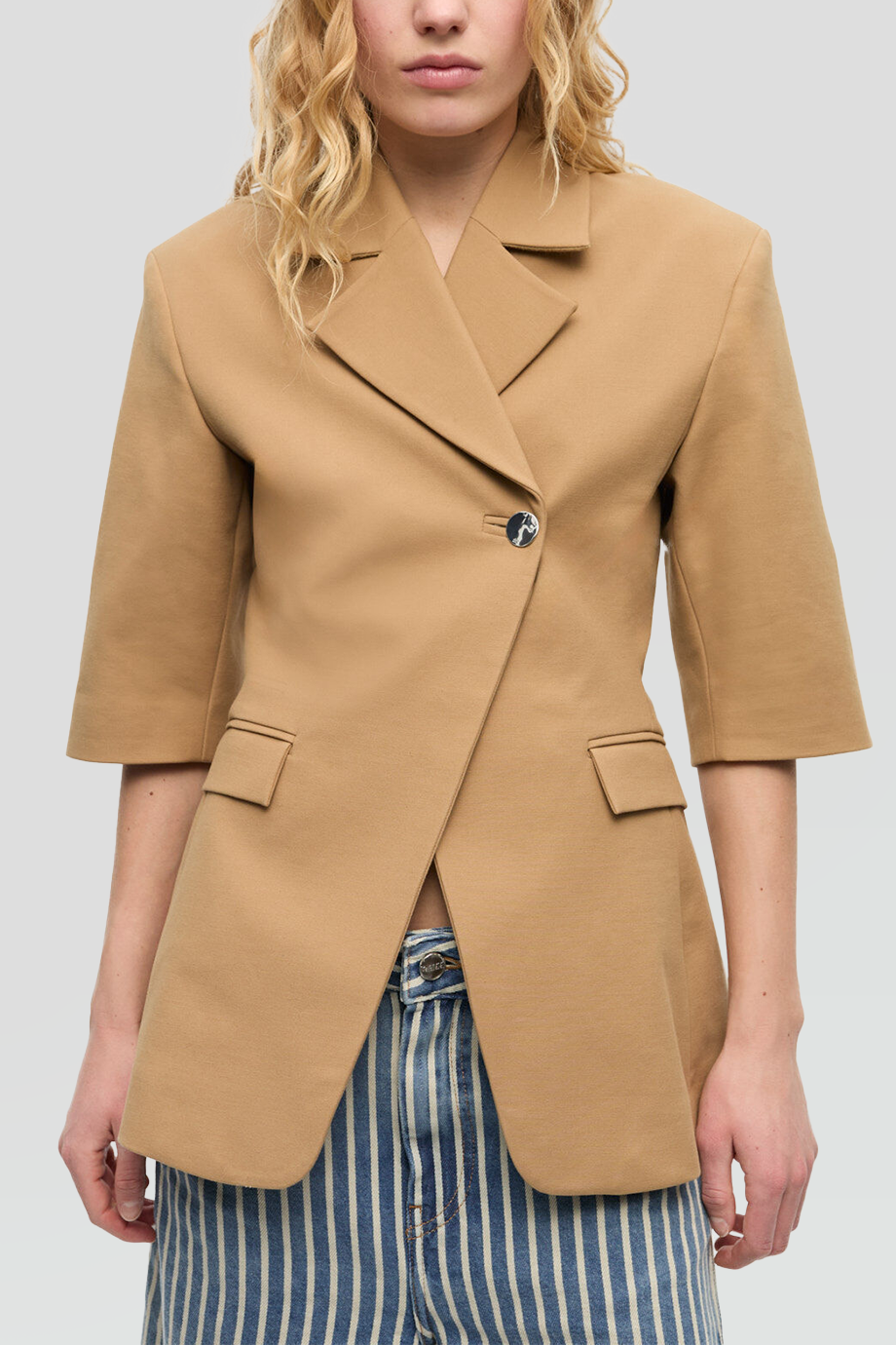 GANNI｜TAILORING 五分袖側釦西裝外套