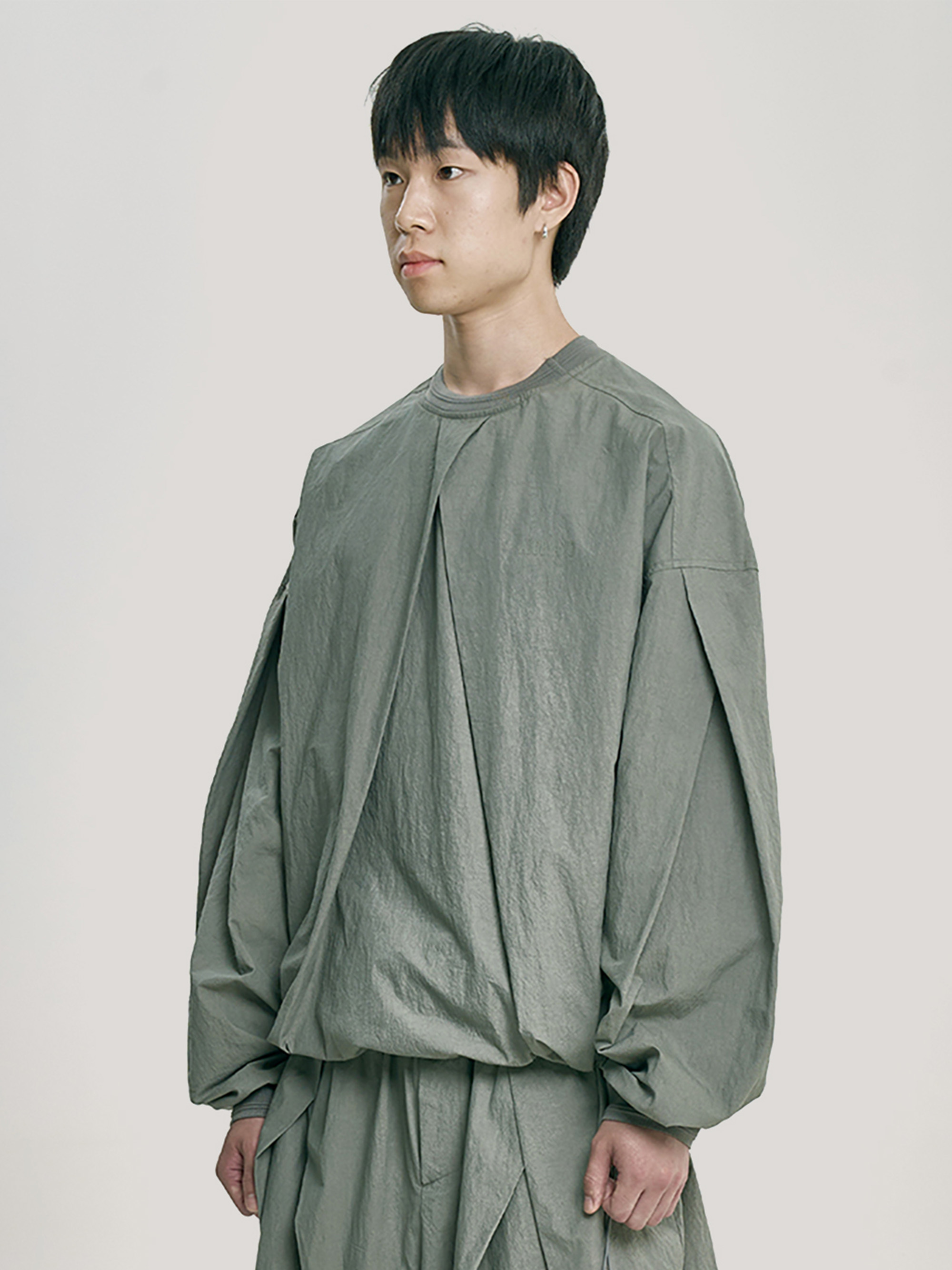 AJOBYAJO YULIP NYLON TOP 上衣