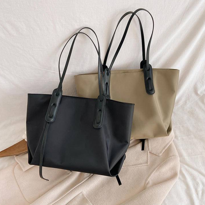 尼龍包 防水 托特包 女包 防水包 女生包包 手提包 日系包包 大容量包包 旅行包 包包 肩背包 黑色  包包女 009