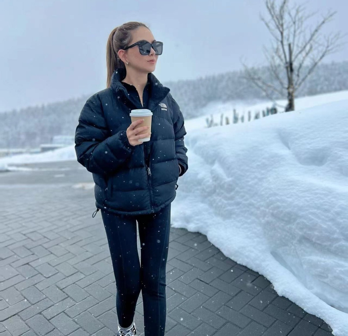 THE NORTH FACE x SKIMS 聯名羽絨滑雪外套 黑 女款