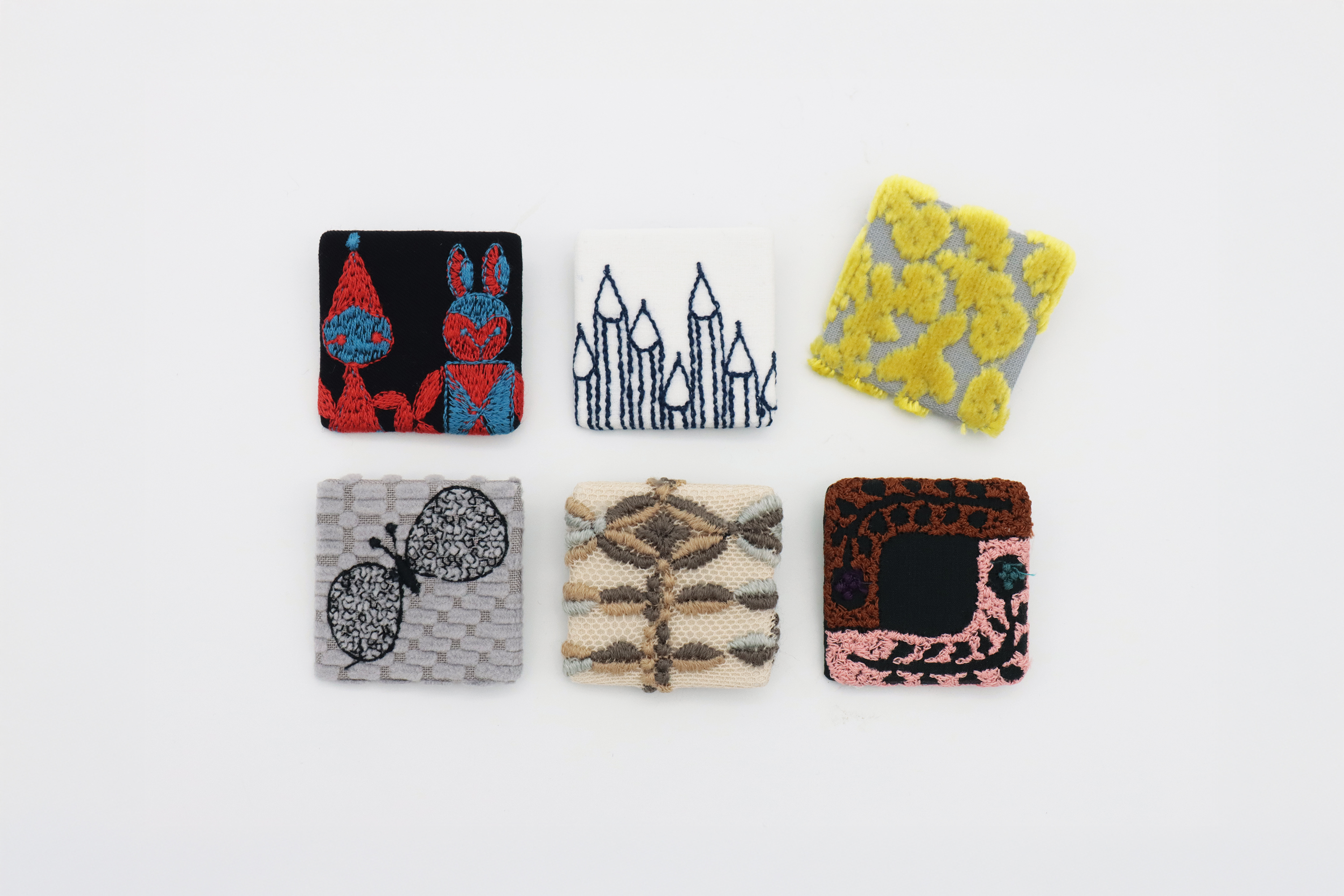 minä perhonen｜餘布徽章-方形