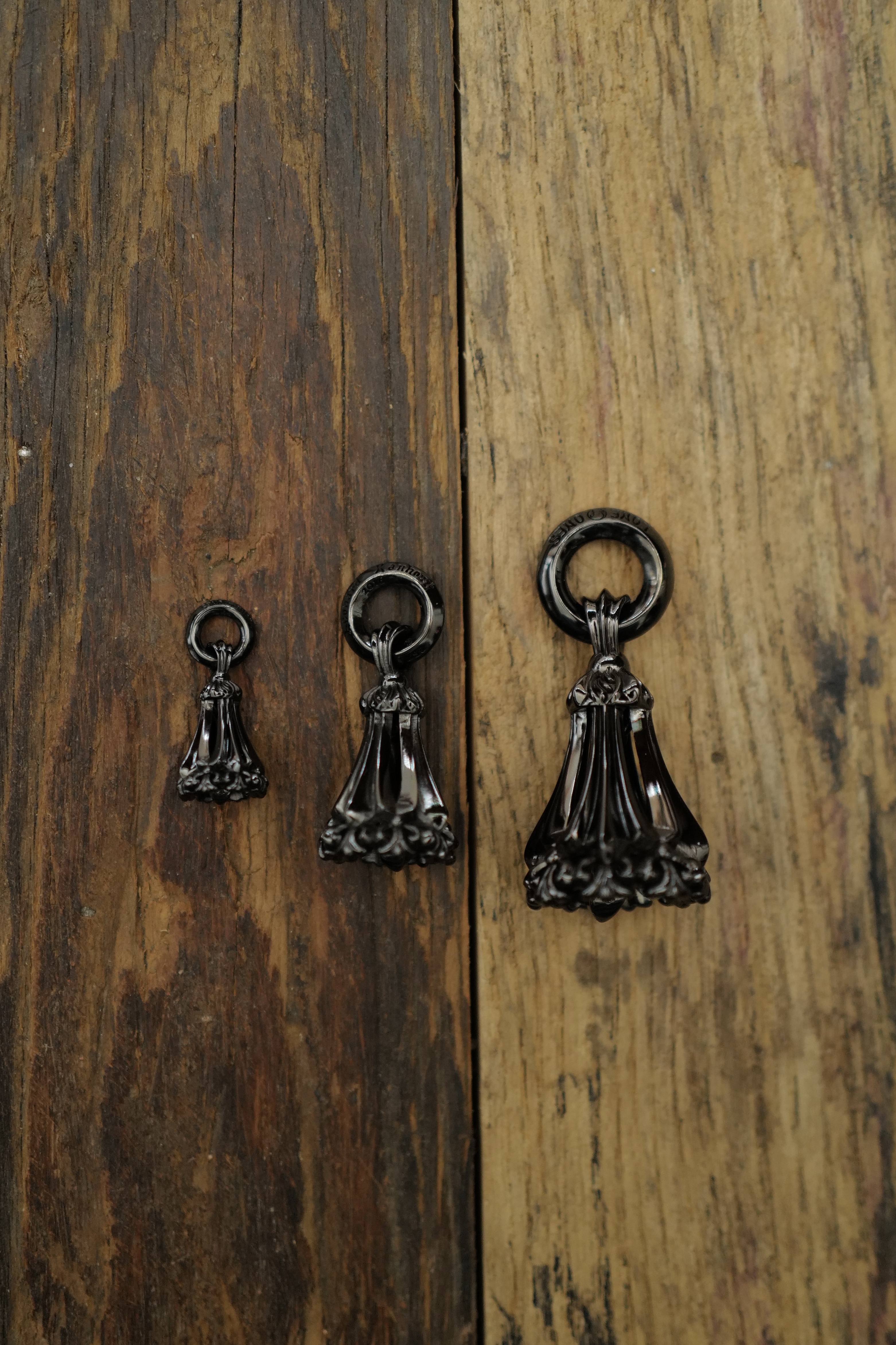 Chrome Bell Rhodium Black