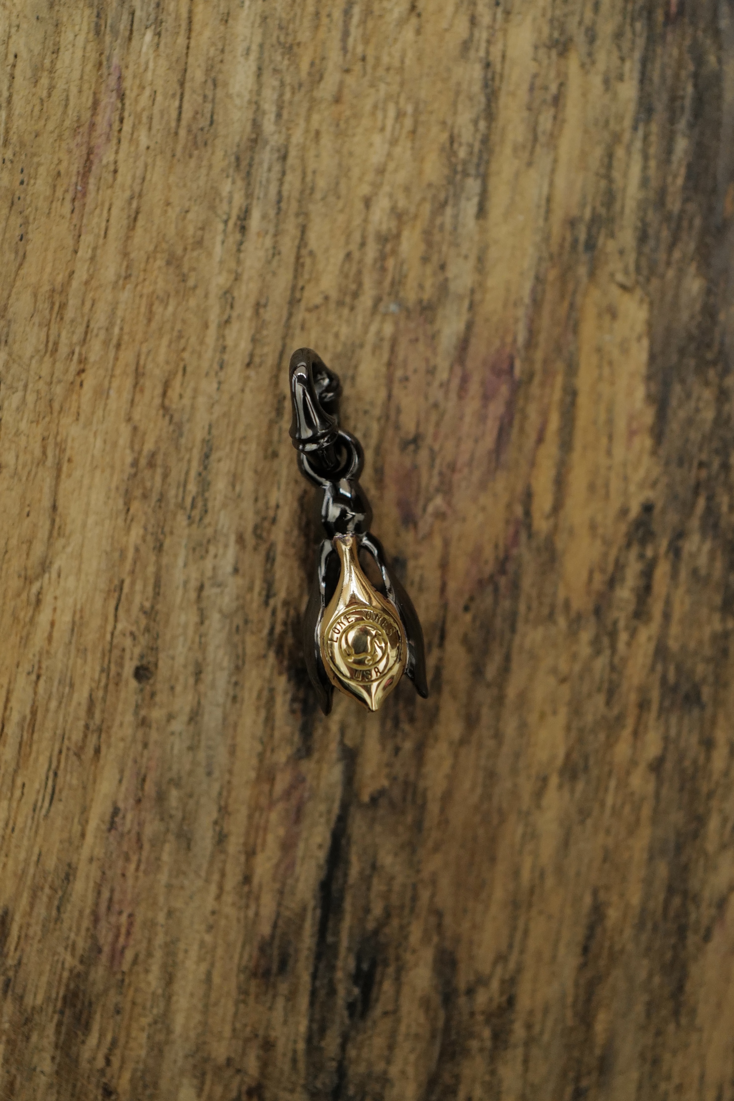 Gold Fushion Tear Bell Rhodium Black