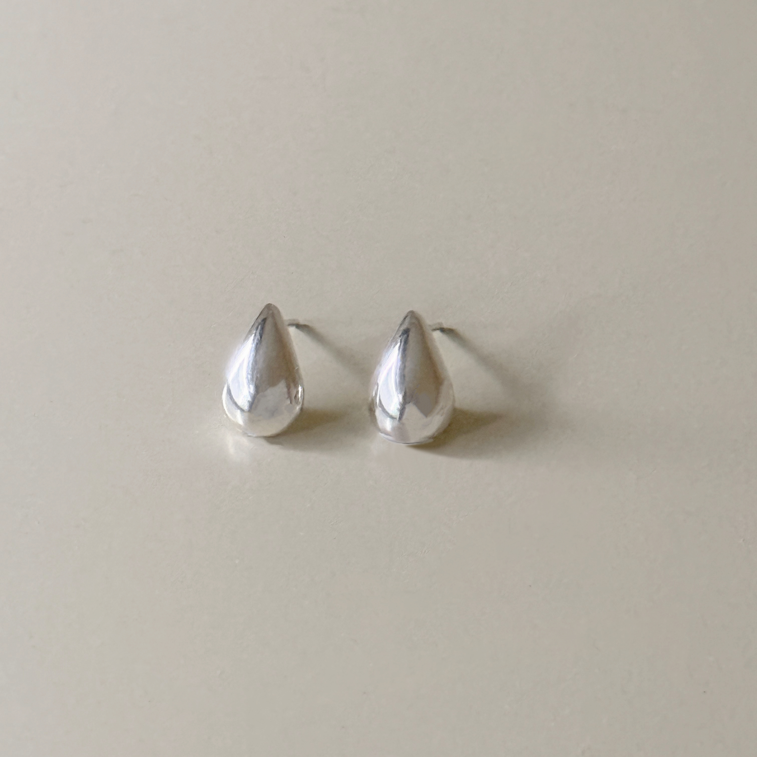 份量感水滴耳環