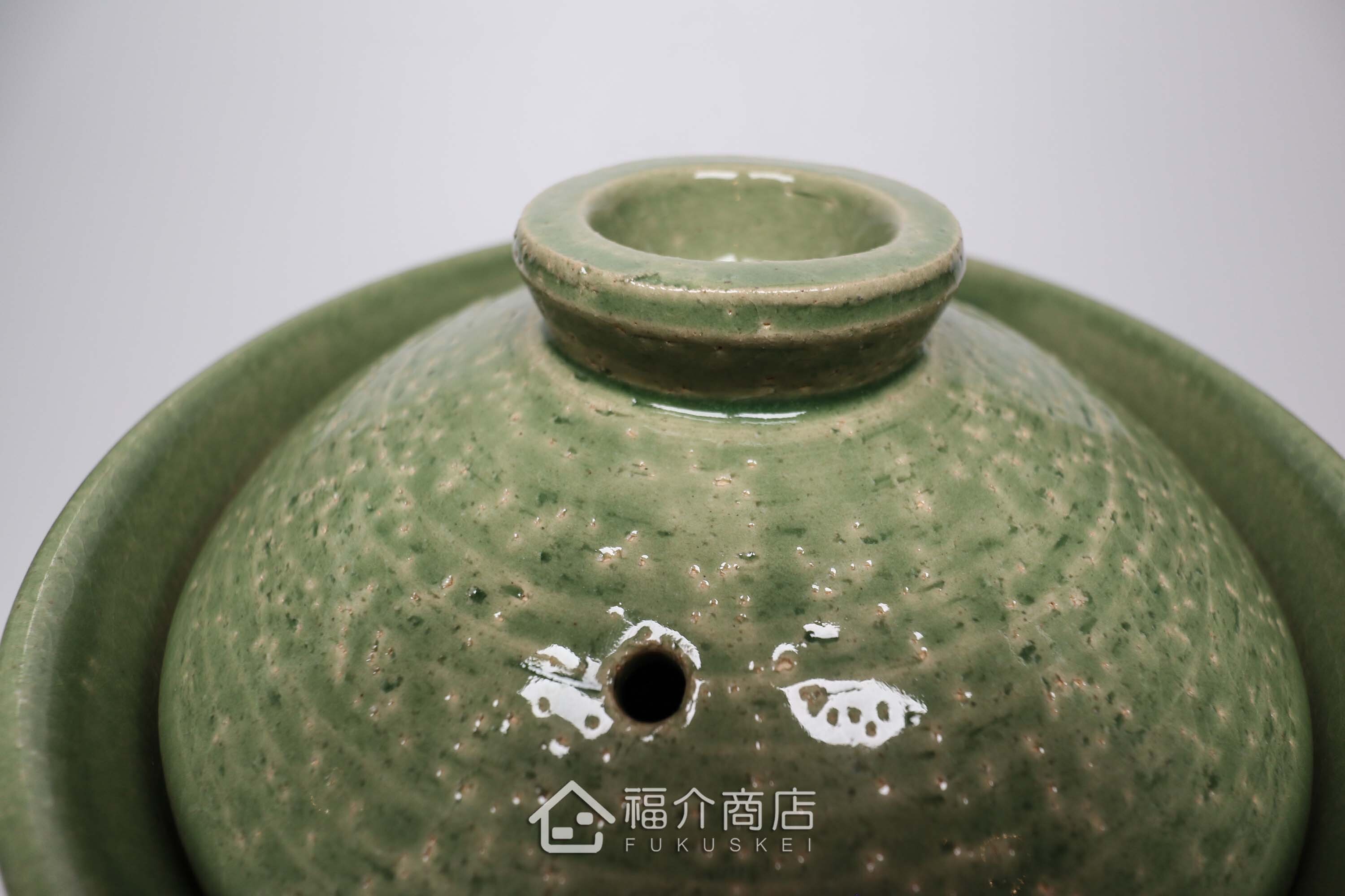 煮飯用陶瓷材質的飯鍋